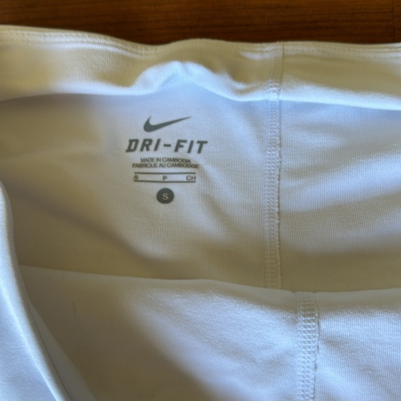 White and yellow original nike skirt - Picture 3 of 6